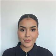 Professeur particulier qui donne des cours à des élèves de la 6eme à la terminale